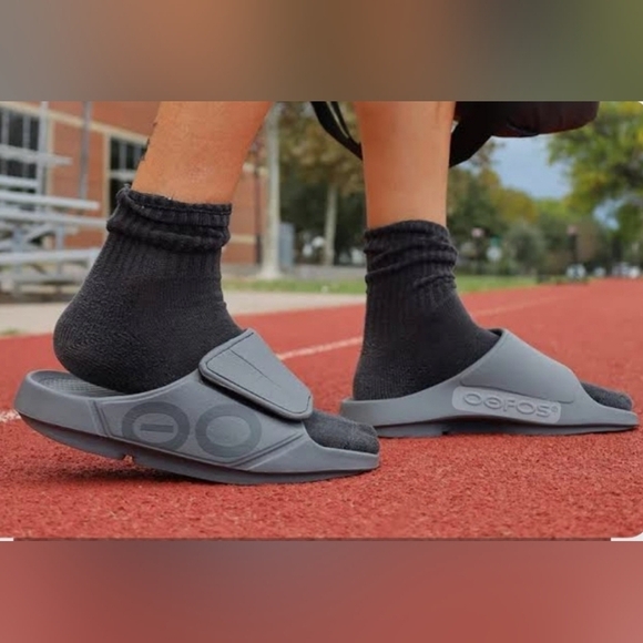 OOFOS Other - Gray OOFOS Men's Recovery Sandals